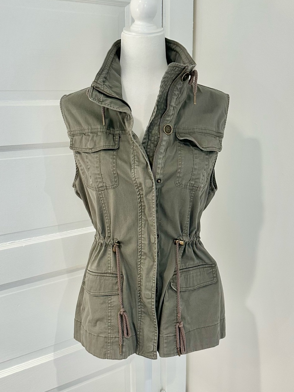 American Rag Olive Utility Drawstring Vest-M-Like New